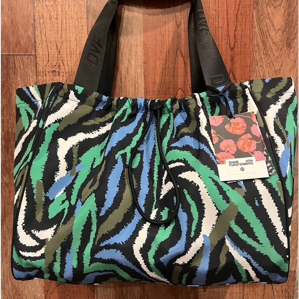 Diane von Furstenberg DVF x Target Disco Zebra Green/Black NWT! - Picture 2 of 5